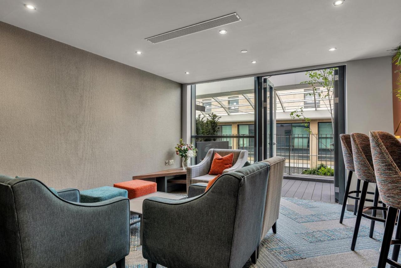Roomzzz Edinburgh Bagian luar foto