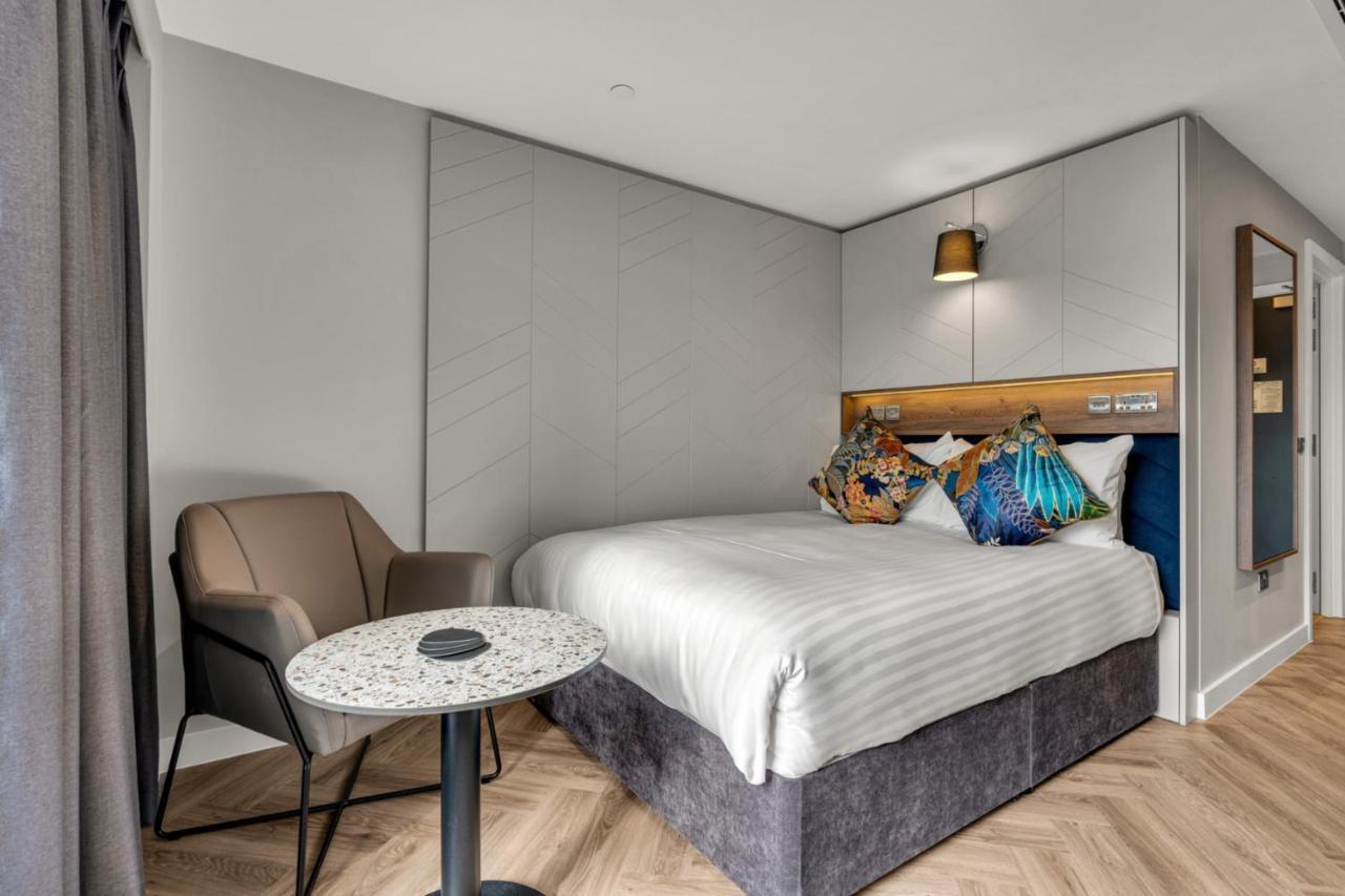 Roomzzz Edinburgh Bagian luar foto