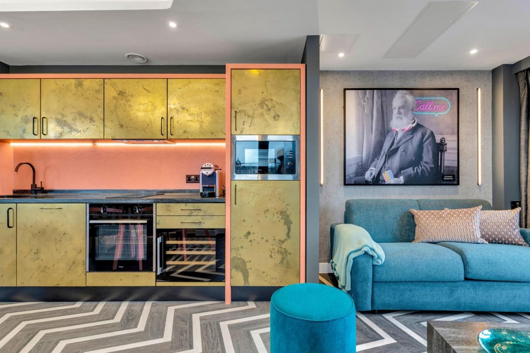Roomzzz Edinburgh Bagian luar foto