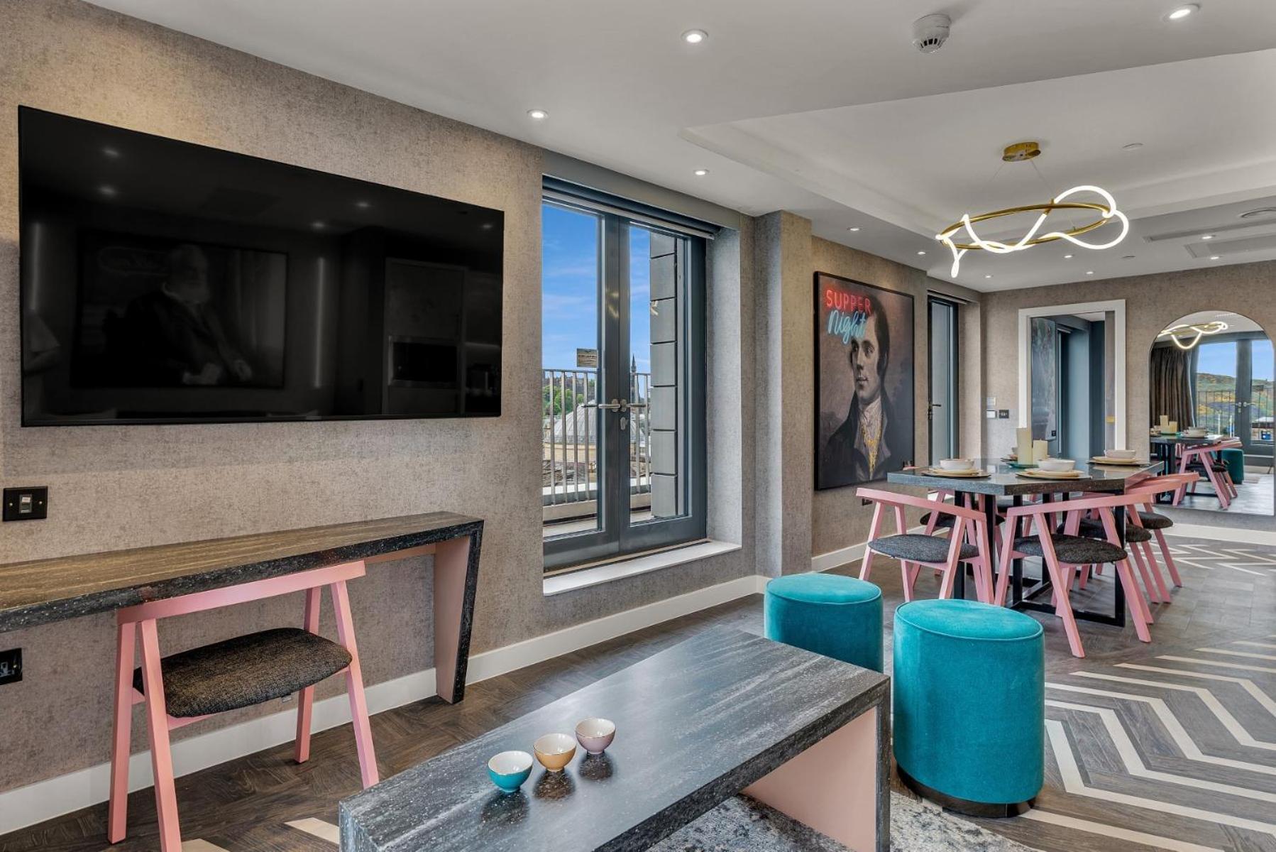 Roomzzz Edinburgh Bagian luar foto