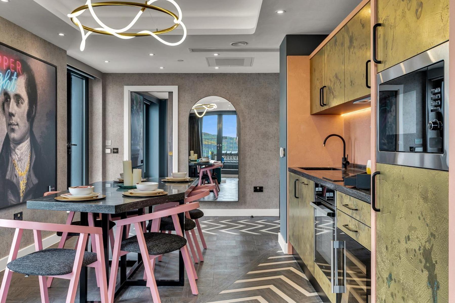 Roomzzz Edinburgh Bagian luar foto