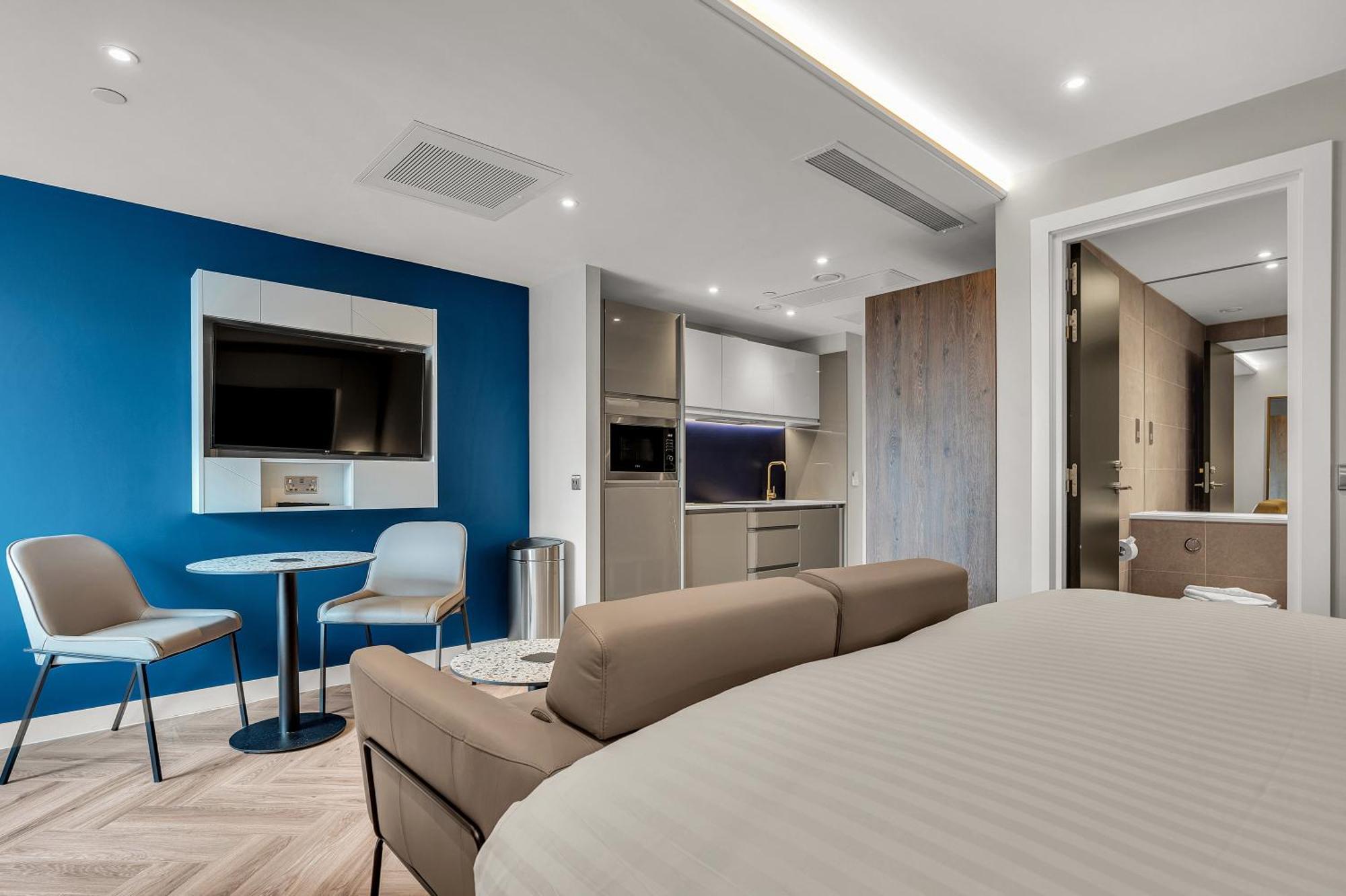 Roomzzz Edinburgh Bagian luar foto