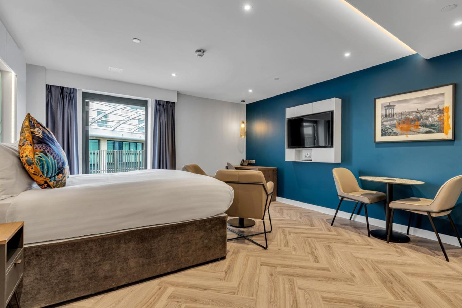 Roomzzz Edinburgh Bagian luar foto