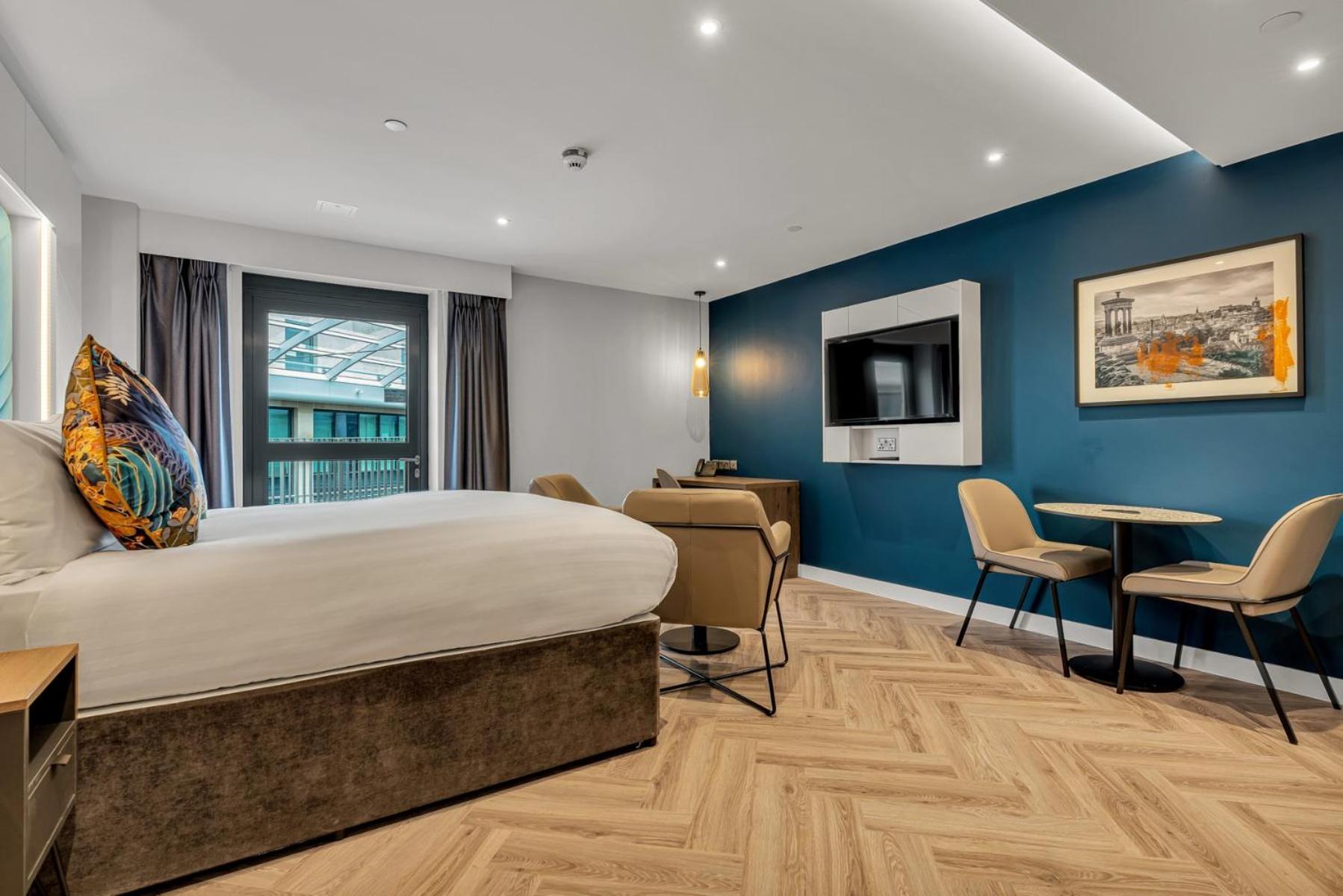Roomzzz Edinburgh Bagian luar foto