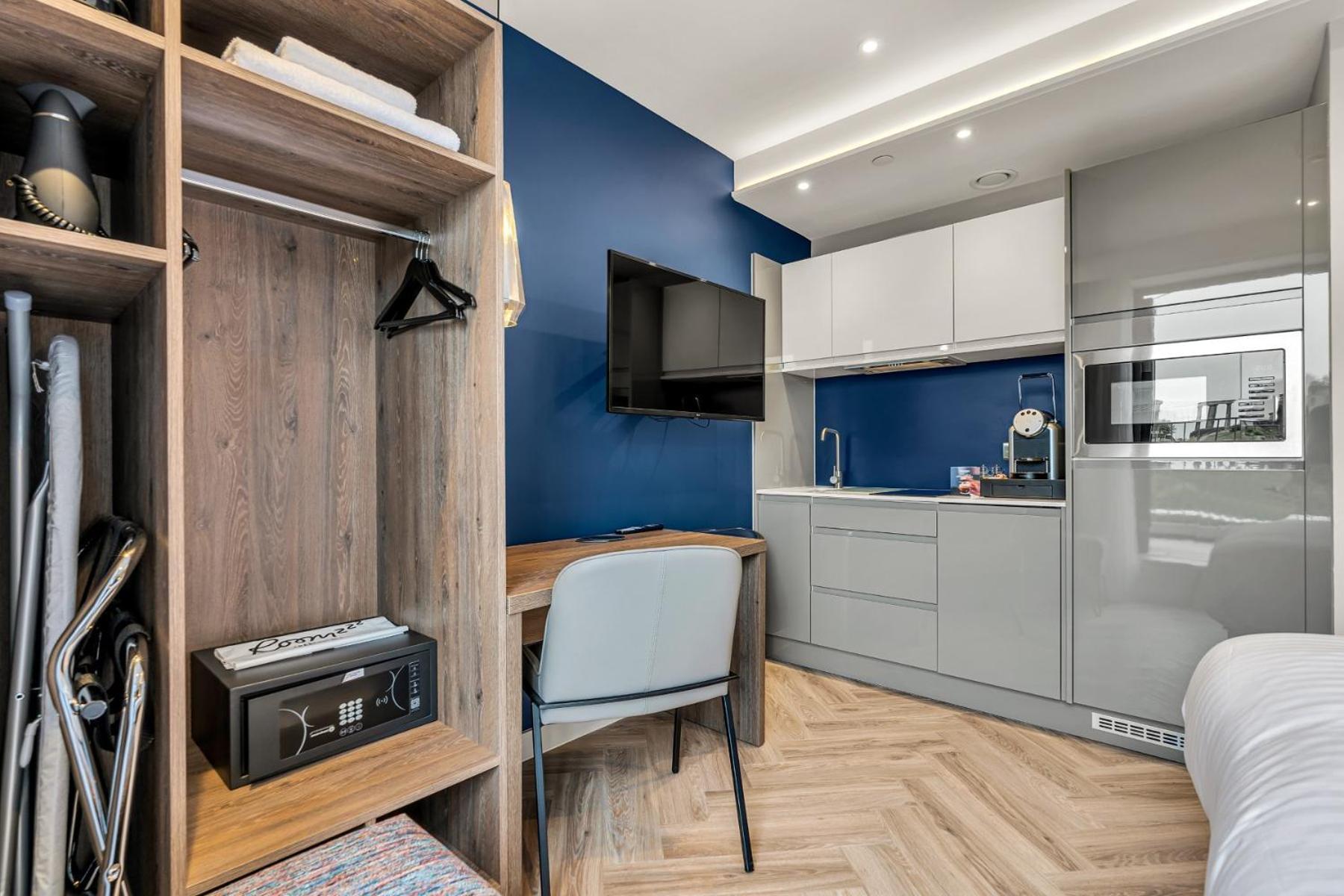 Roomzzz Edinburgh Bagian luar foto